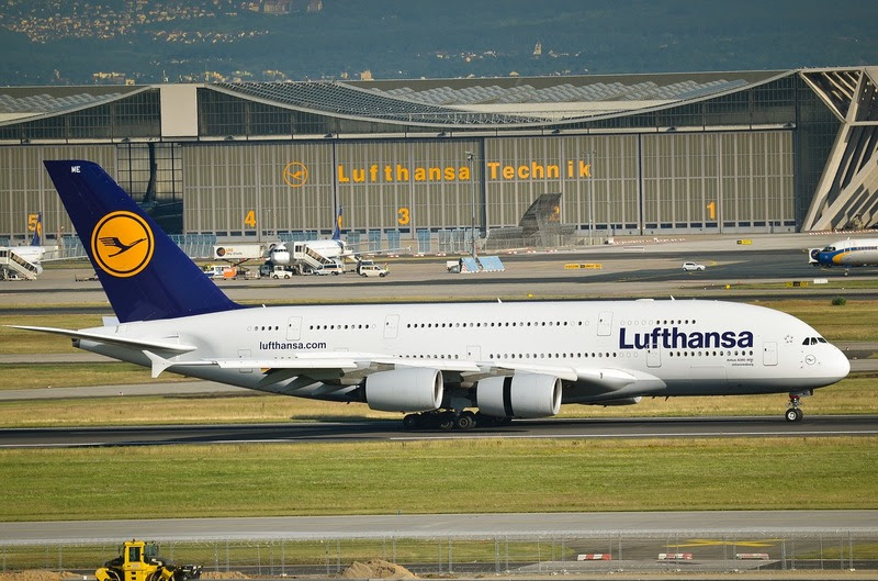 Lufthansa Booted Out of DAX Stock Index After 32 Years