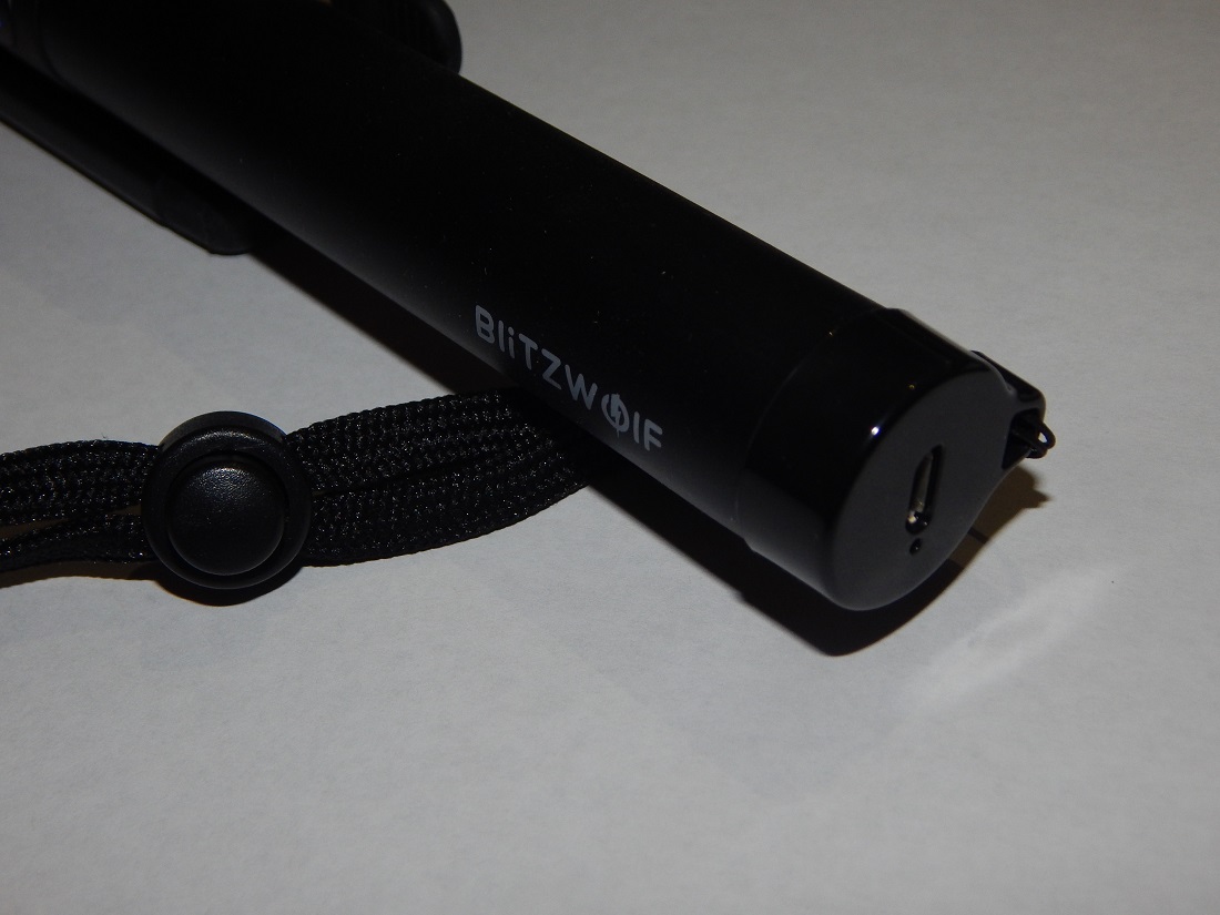 blitzwolf bw-bs6 charging port