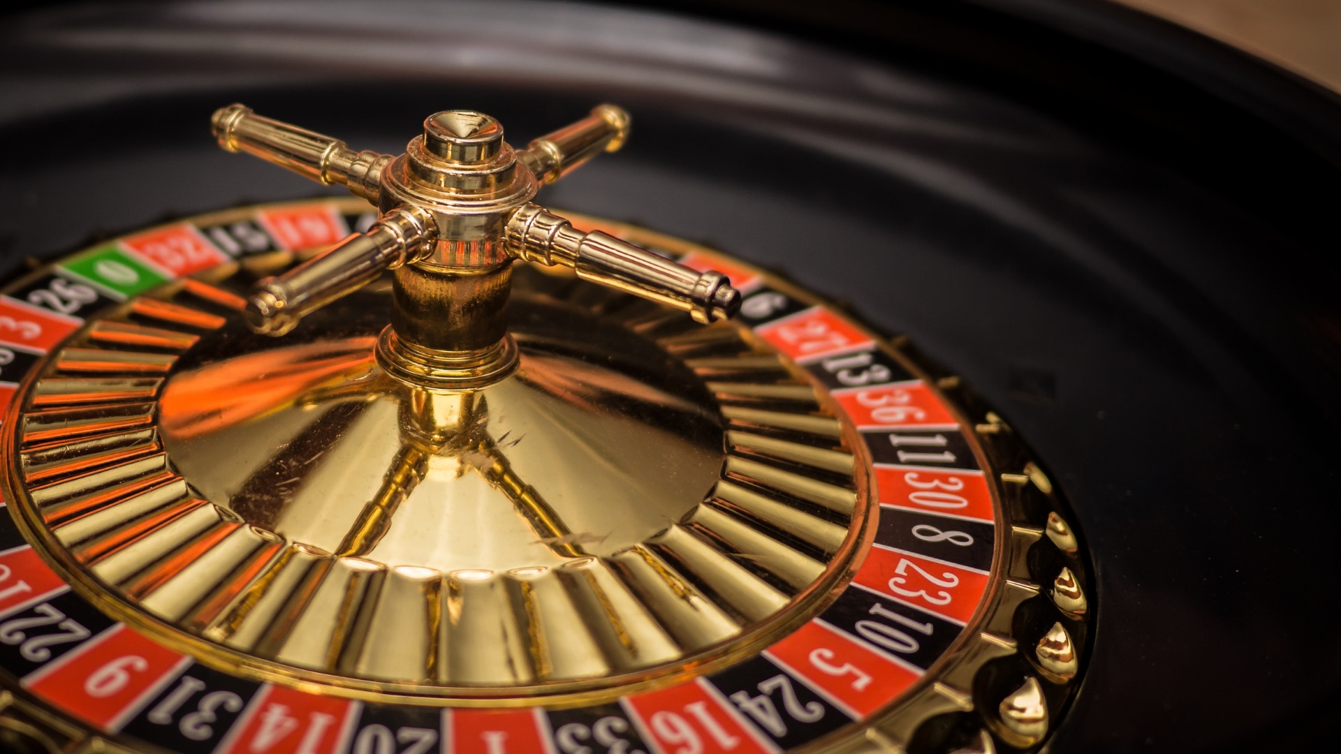 Онлайн казино queen of luck скачать приложение джойказино рейтинг слотов рф